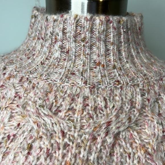 Women’s Express Turtleneck Sweater - Picture 6 of 8